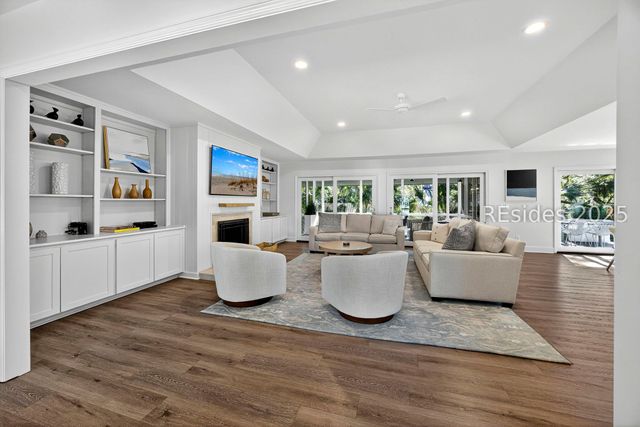 9 Bald Eagle Rd, Hilton Head Island, SC 29928