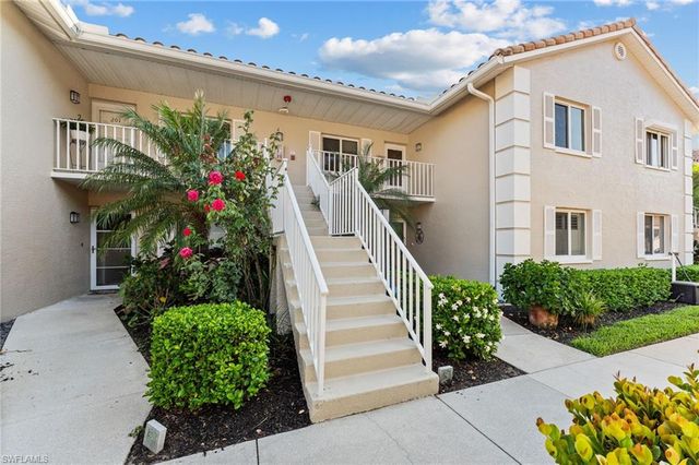 5928 Cranbrook WAY D202, Naples, FL 34112