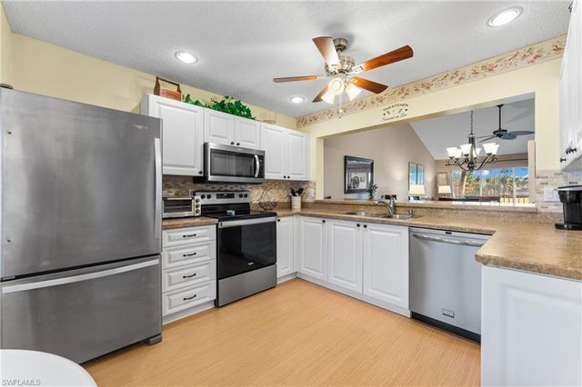 5928 Cranbrook WAY D202, Naples, FL 34112