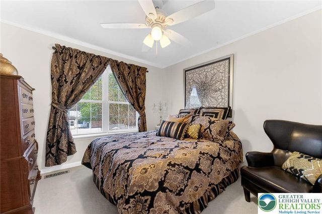 2720 Hickory Drive, Forks Twp, PA 18040