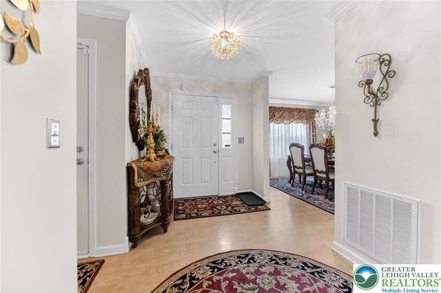 2720 Hickory Drive, Forks Twp, PA 18040