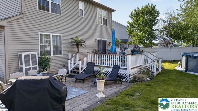 2720 Hickory Drive, Forks Twp, PA 18040