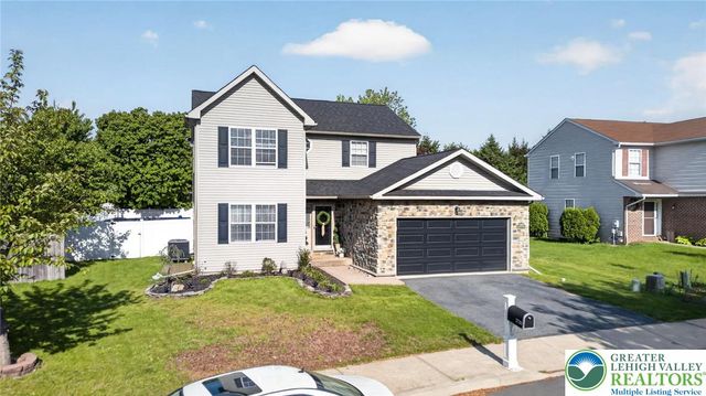 2720 Hickory Drive, Forks Twp, PA 18040