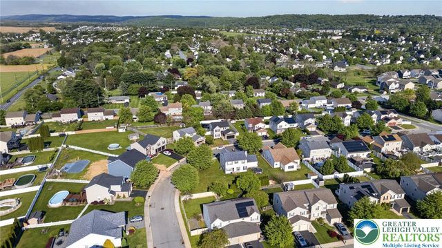 2720 Hickory Drive, Forks Twp, PA 18040