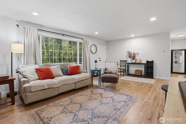 13221 91st Avenue Ct NW, Gig Harbor, WA 98329