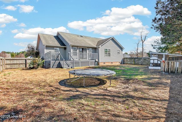 105 Mickey Court, New Bern, NC 28562