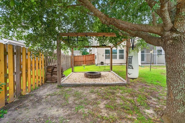 203 Balsam Circle, Summerville, SC 29485
