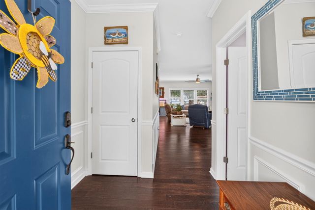 203 Balsam Circle, Summerville, SC 29485