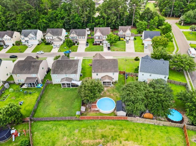 203 Balsam Circle, Summerville, SC 29485