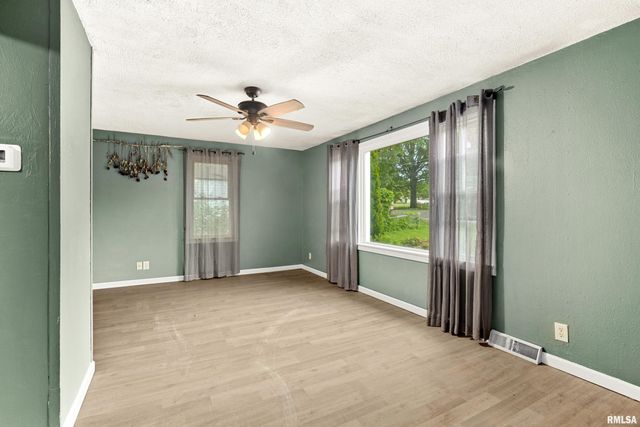 3507 W QUEEN ANN Court, Peoria, IL 61615