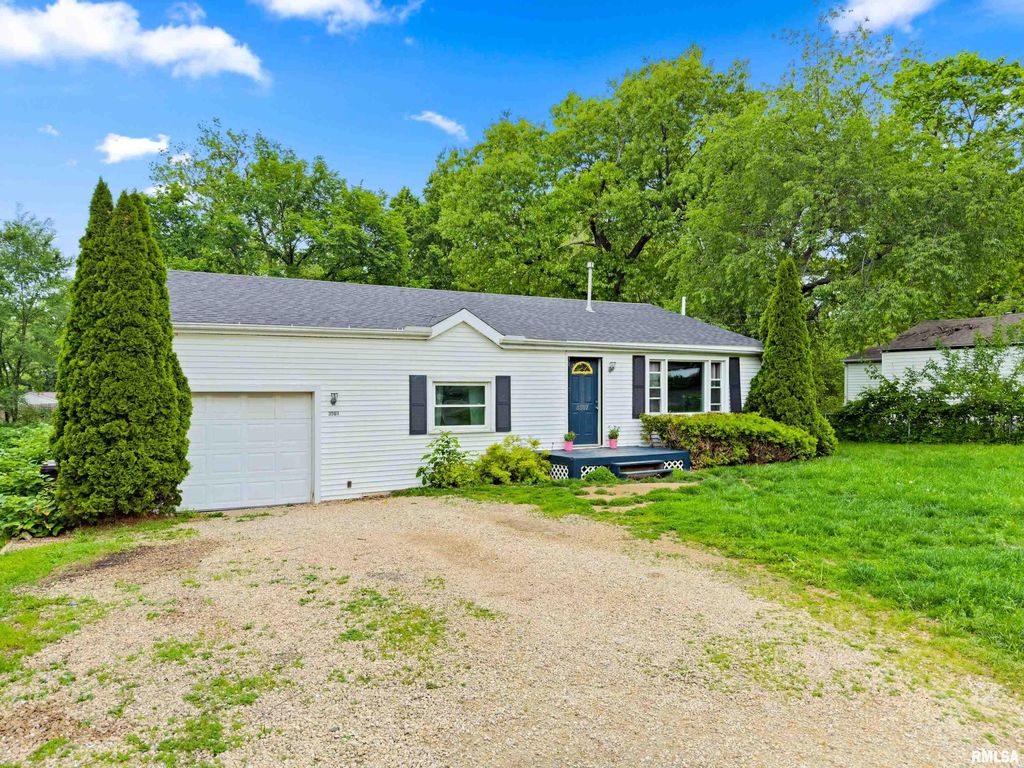 3507 W QUEEN ANN Court, Peoria, IL 61615