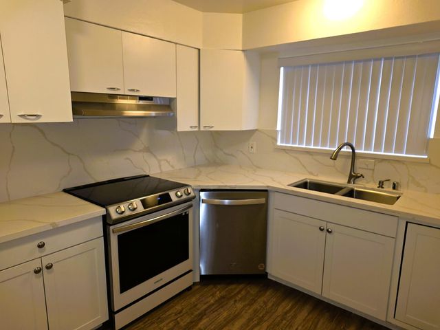 512 San Jose, Clovis, CA 93612