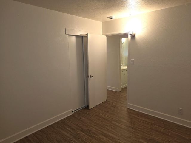 512 San Jose, Clovis, CA 93612