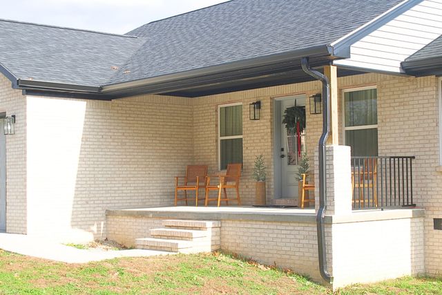 508 Alice Lane, Science Hill, KY 42553