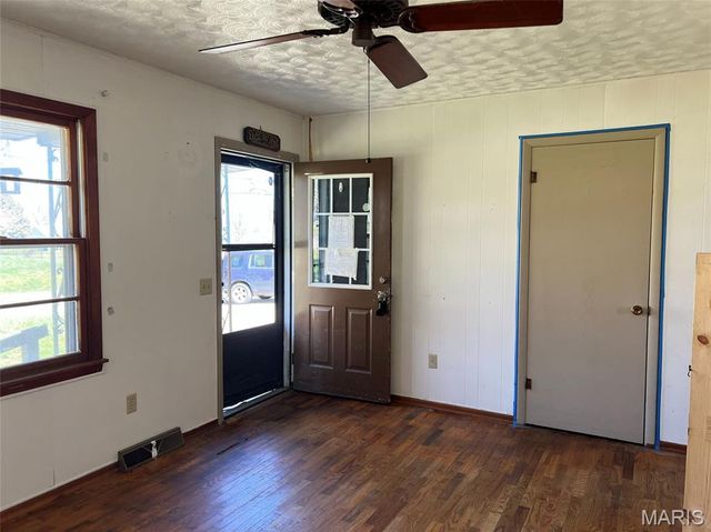 610 Broadway Street, Marble Hill, MO 63764