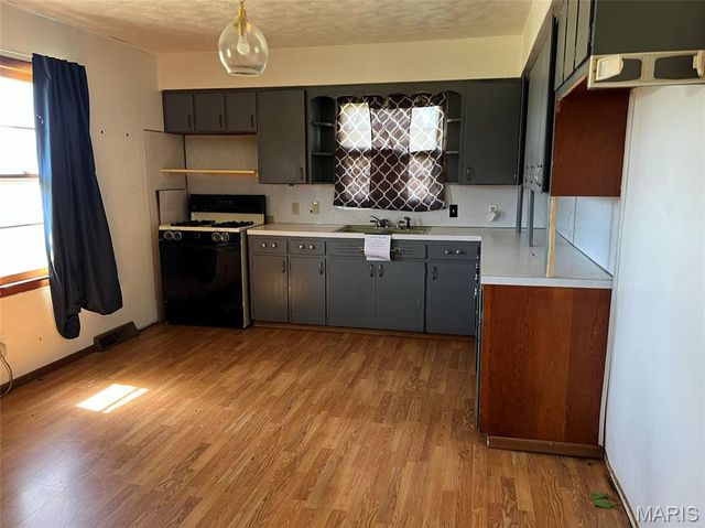 610 Broadway Street, Marble Hill, MO 63764