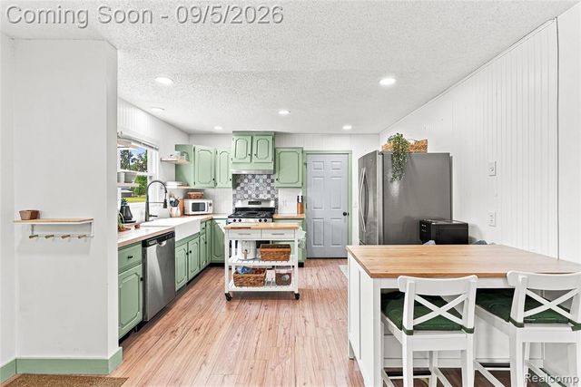 2071 E Dodge Road, Clio, MI 48420