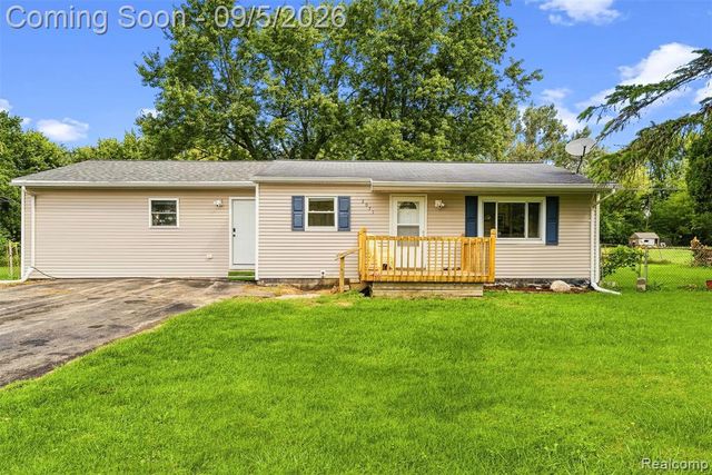 2071 E Dodge Road, Clio, MI 48420