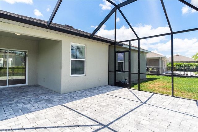 2707 Tarragona CT, Cape Coral, FL 33909
