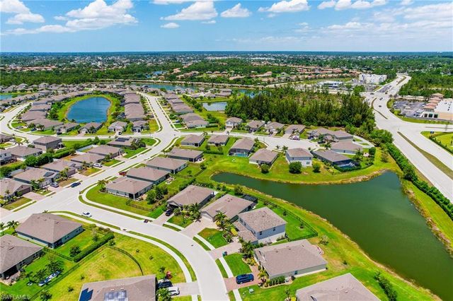 2707 Tarragona CT, Cape Coral, FL 33909