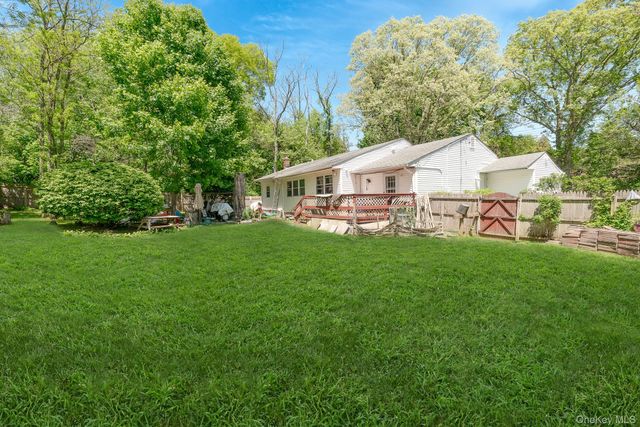 103 Gates Avenue, Central Islip, NY 11722