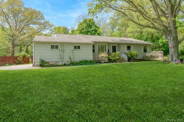 103 Gates Avenue, Central Islip, NY 11722