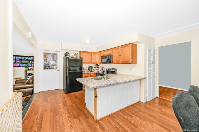 103 Gates Avenue, Central Islip, NY 11722