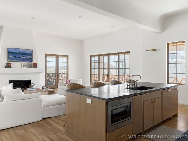 105 Lower Greenway, Carlton Landing, OK 74432