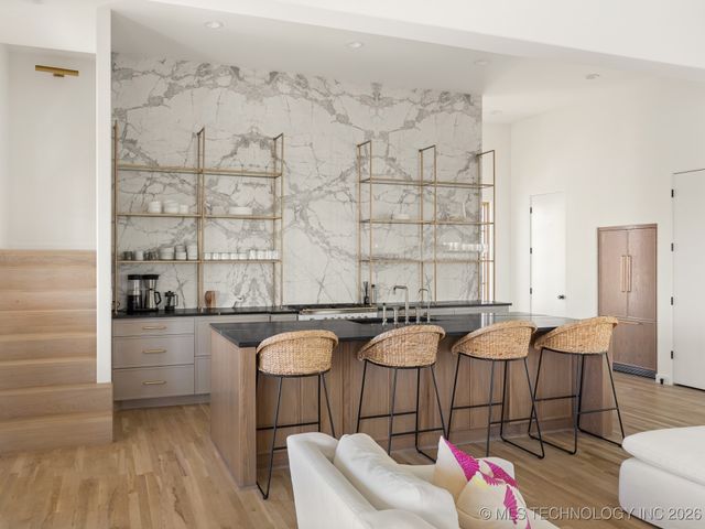 105 Lower Greenway, Carlton Landing, OK 74432