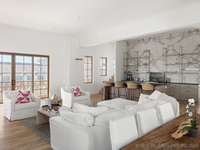 105 Lower Greenway, Carlton Landing, OK 74432