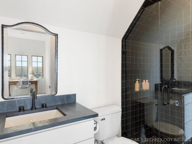 105 Lower Greenway, Carlton Landing, OK 74432