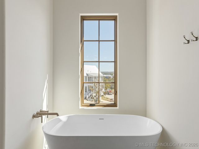 105 Lower Greenway, Carlton Landing, OK 74432