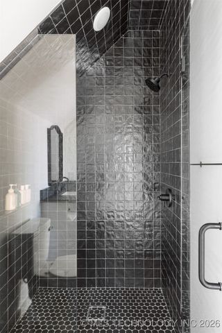 105 Lower Greenway, Carlton Landing, OK 74432