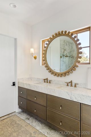 105 Lower Greenway, Carlton Landing, OK 74432