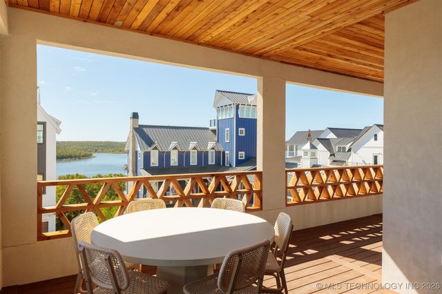 105 Lower Greenway, Carlton Landing, OK 74432