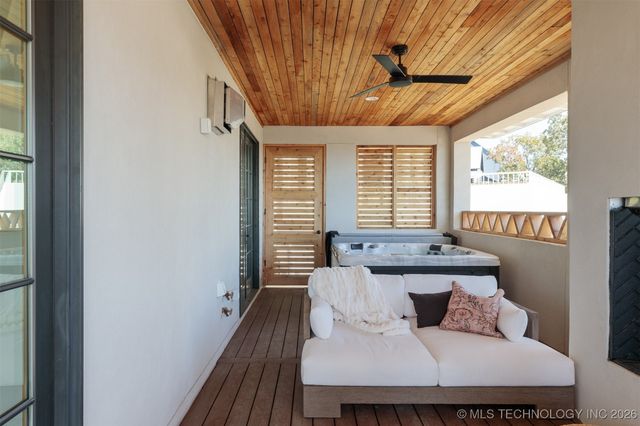 105 Lower Greenway, Carlton Landing, OK 74432