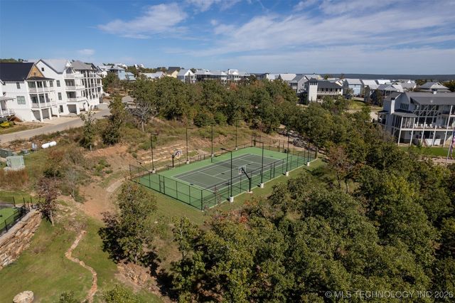 105 Lower Greenway, Carlton Landing, OK 74432