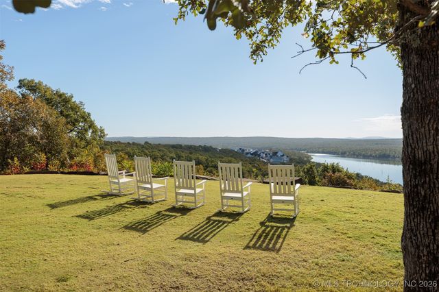 105 Lower Greenway, Carlton Landing, OK 74432