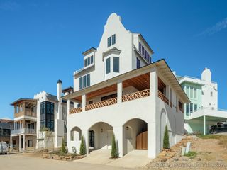 105 Lower Greenway, Carlton Landing, OK 74432