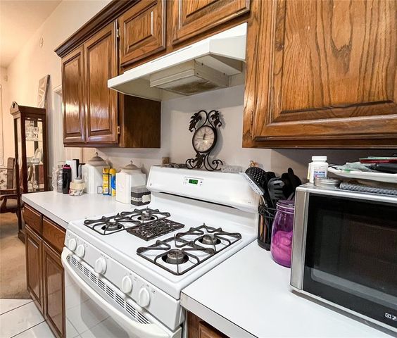 205 Sandstone Drive, Norman, OK 73071