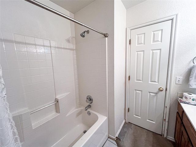 205 Sandstone Drive, Norman, OK 73071