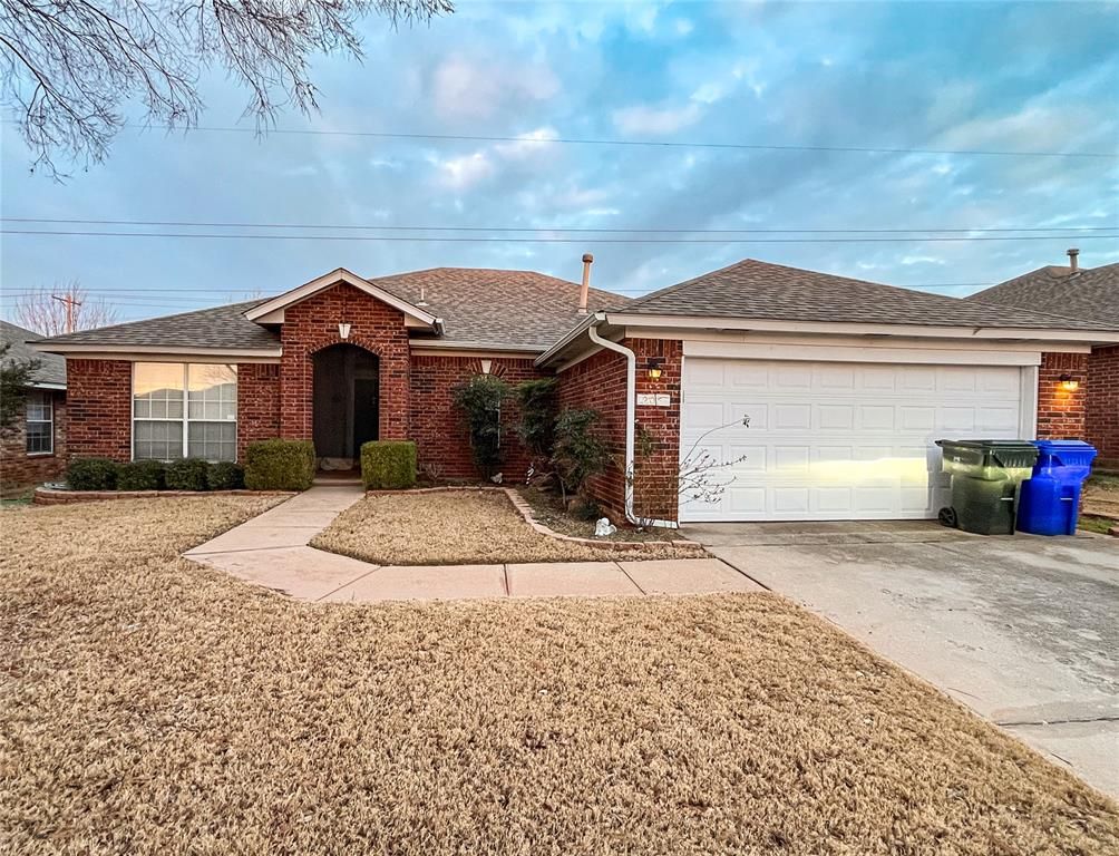 205 Sandstone Drive, Norman, OK 73071
