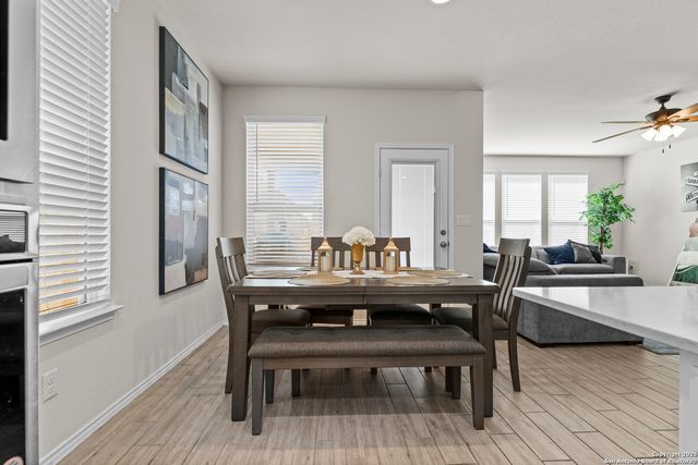 12514 Thrall, San Antonio, TX 78253