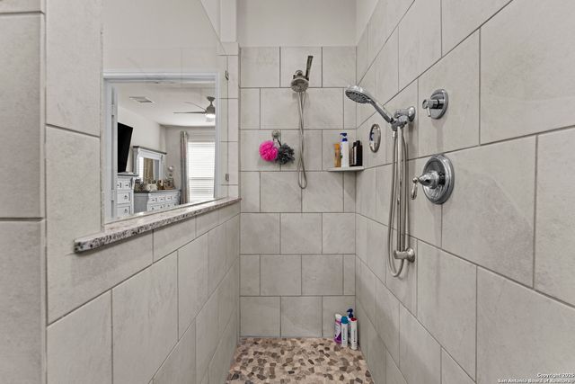 12514 Thrall, San Antonio, TX 78253