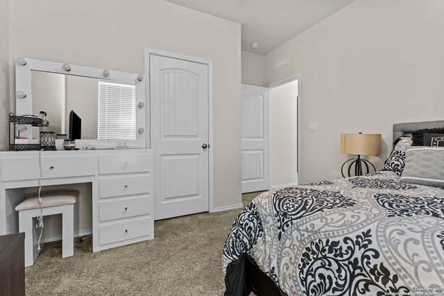 12514 Thrall, San Antonio, TX 78253