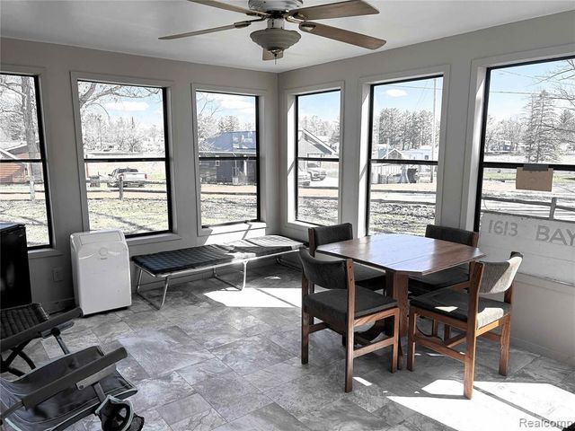 1125 Oakwood Street, Beaverton, MI 48612