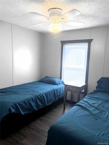 1125 Oakwood Street, Beaverton, MI 48612