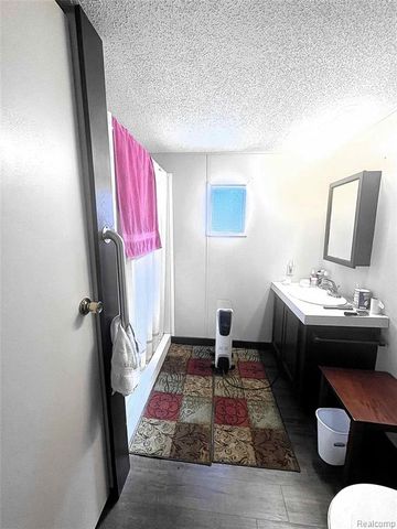 1125 Oakwood Street, Beaverton, MI 48612