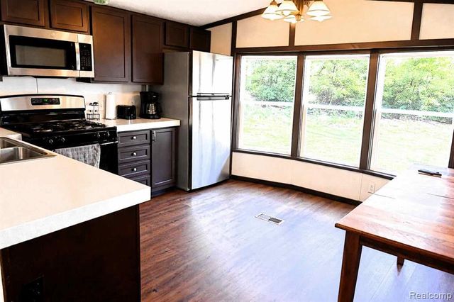 1125 Oakwood Street, Beaverton, MI 48612