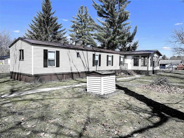 1125 Oakwood Street, Beaverton, MI 48612